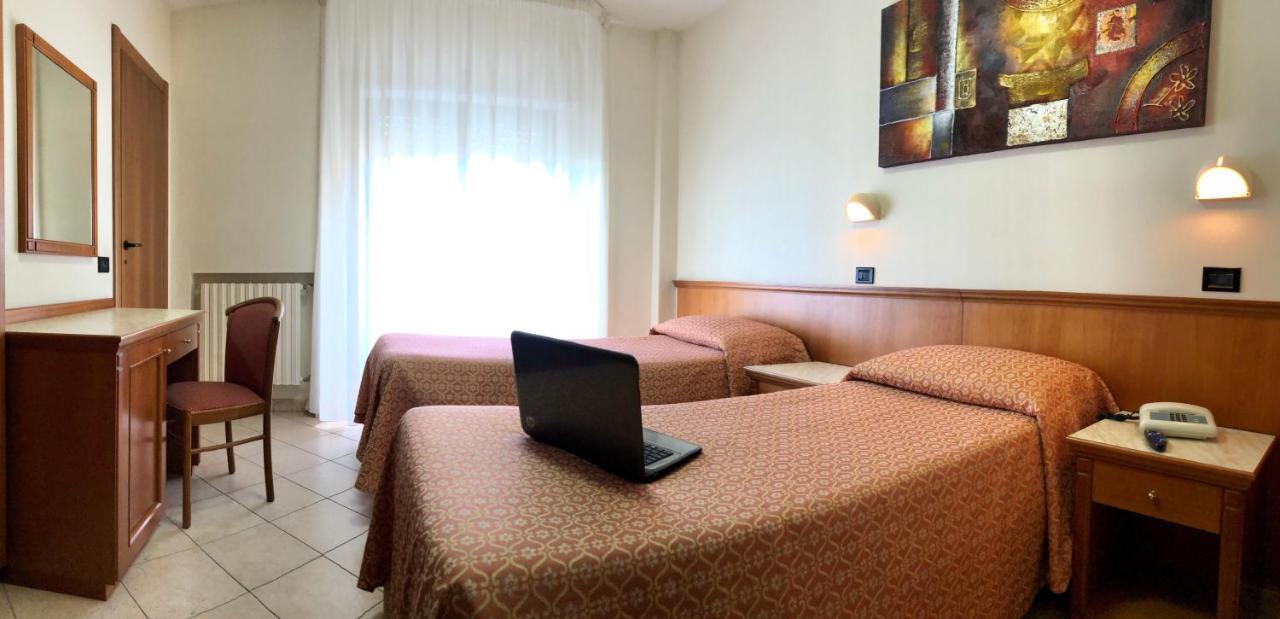 Hotel Sollievo Сан-Джованни-Ротондо Экстерьер фото